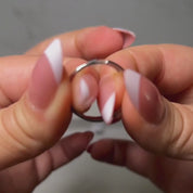 Anel "Fio Vermelho do Destino"